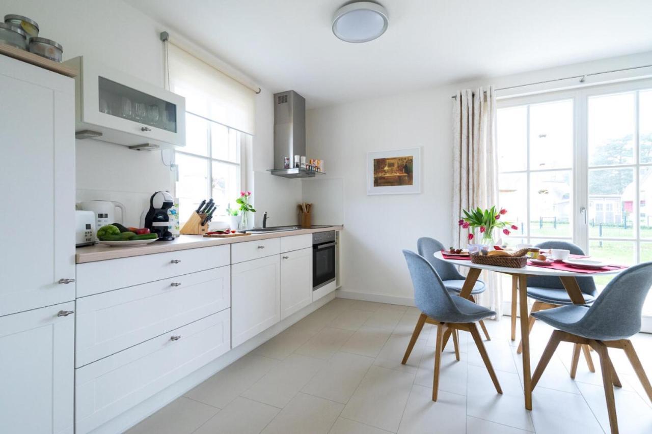 Ferienhaus Greta Glowe Ngoại thất bức ảnh