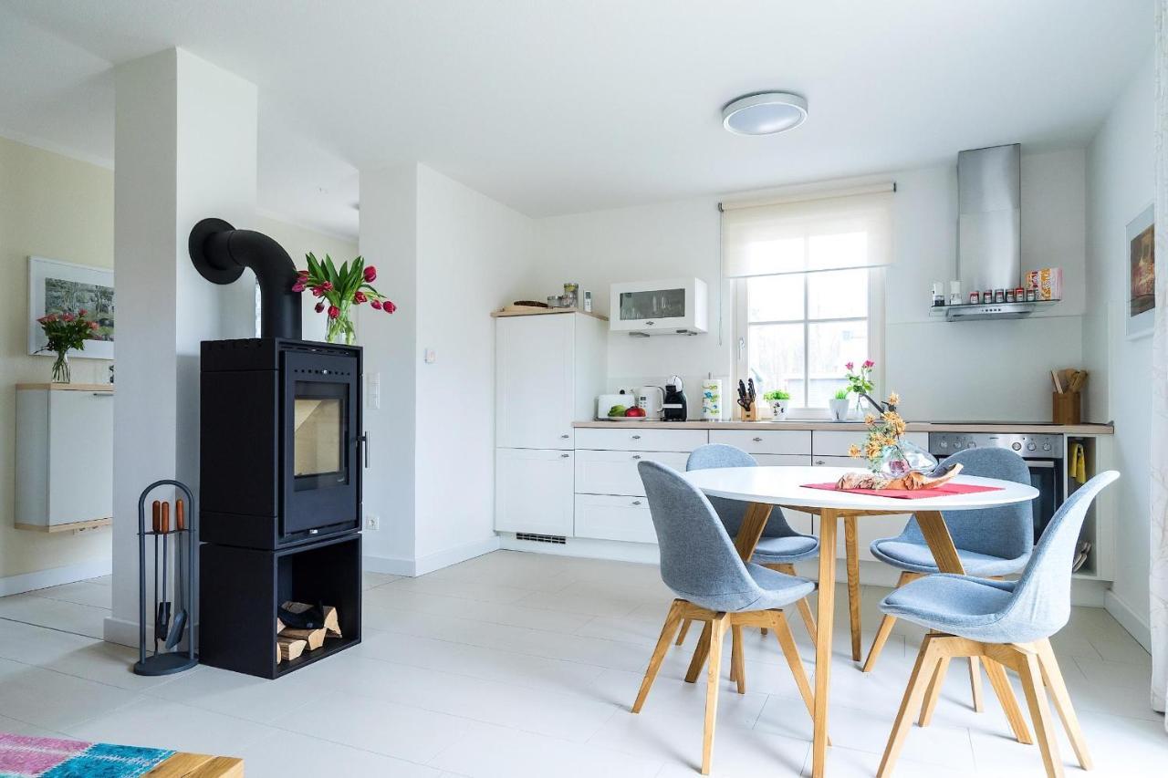 Ferienhaus Greta Glowe Ngoại thất bức ảnh